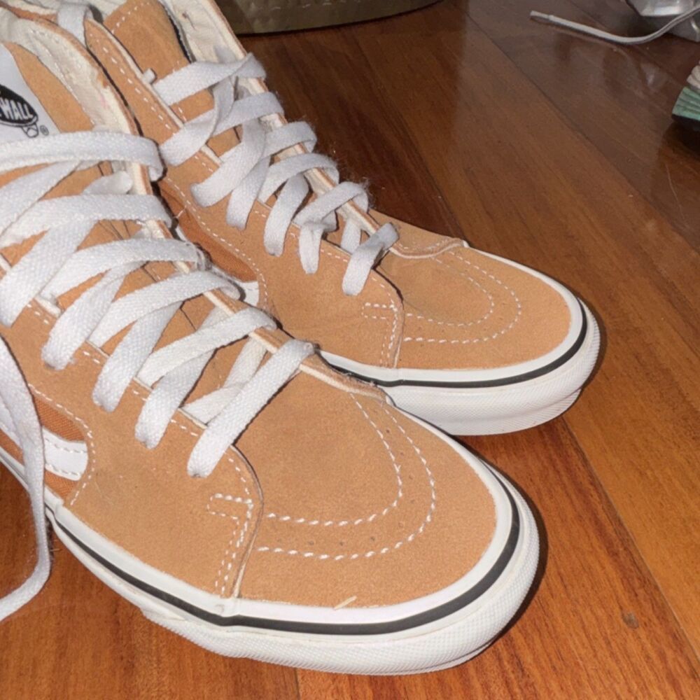 VANS Sk8-Hi Tan & White Canvas Suede High Top Lace-Up Sneakers Men’s - Picture 2 of 10